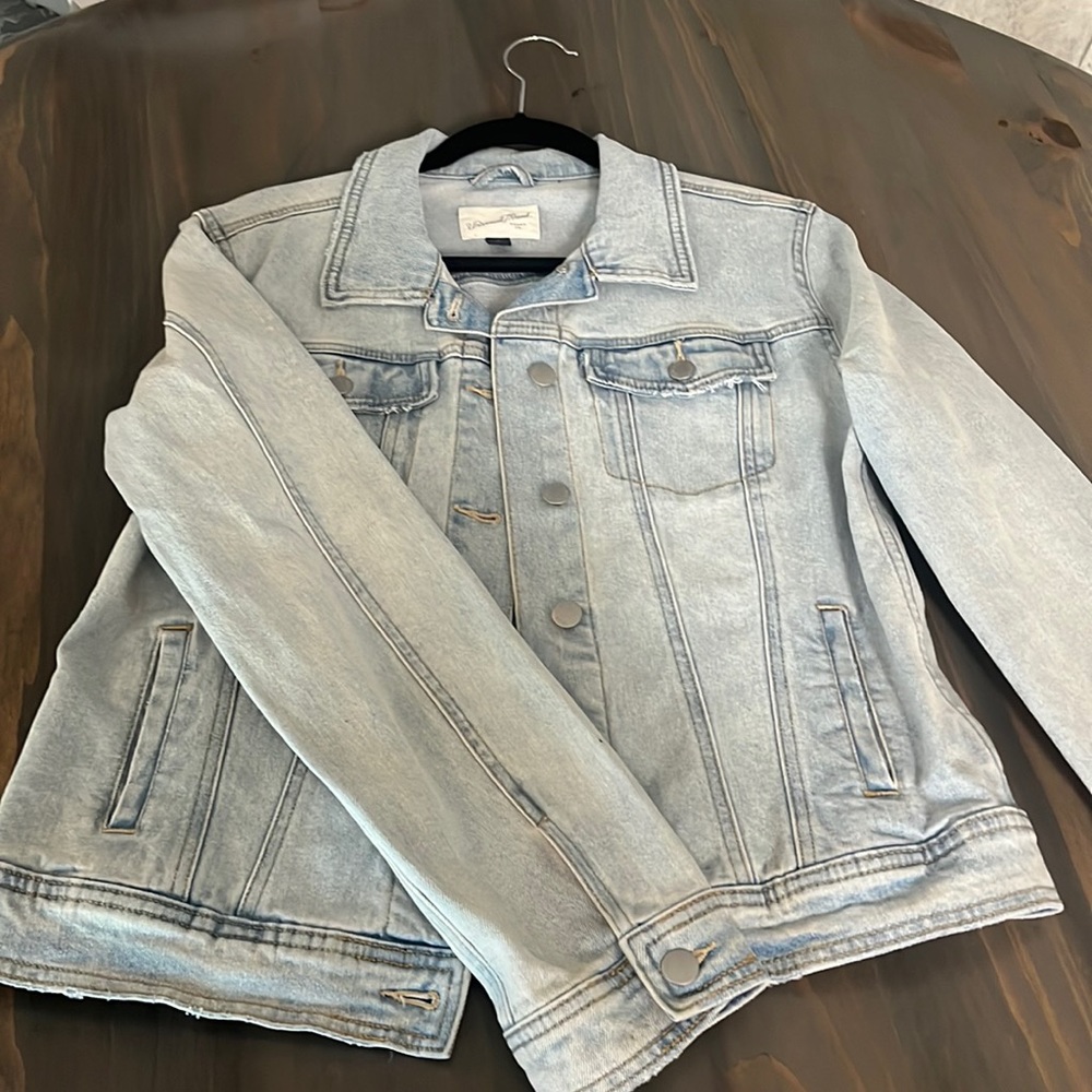 Universal Thread light denim jacket